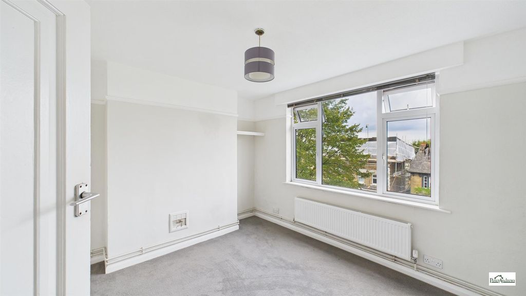 Property photo 2 of 6 Cam02085G0-Pr0200-Still001.Jpg