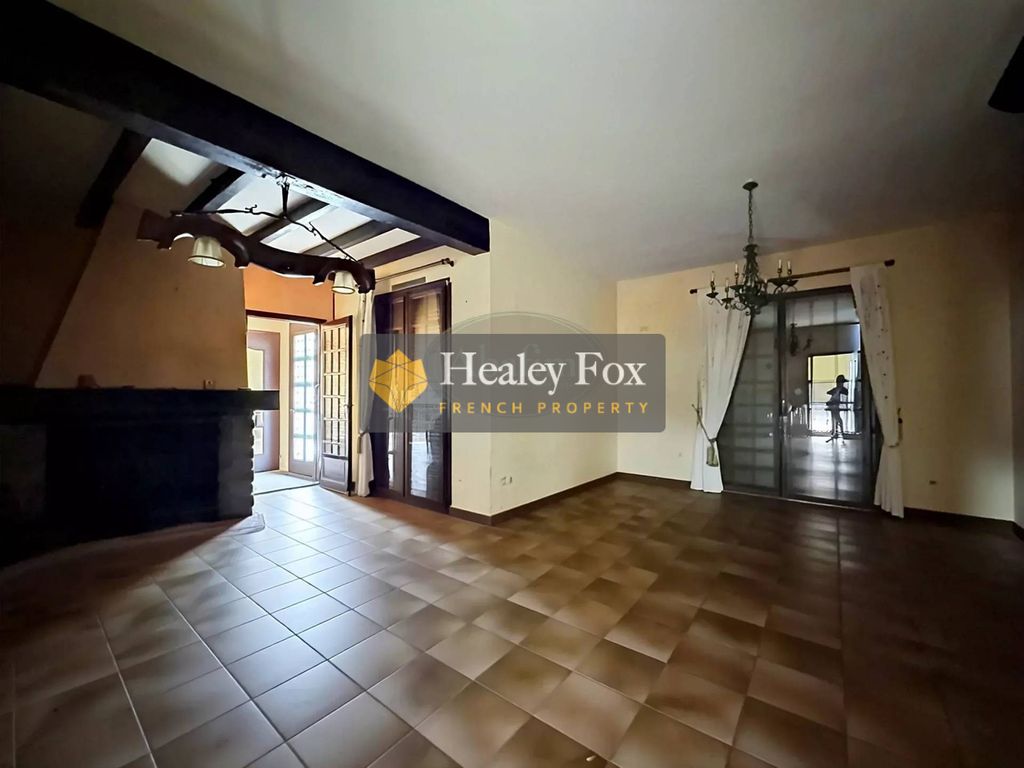 Property photo 2 of 10 097Cf3c26Cacb4E202F055B7761Dee6c
