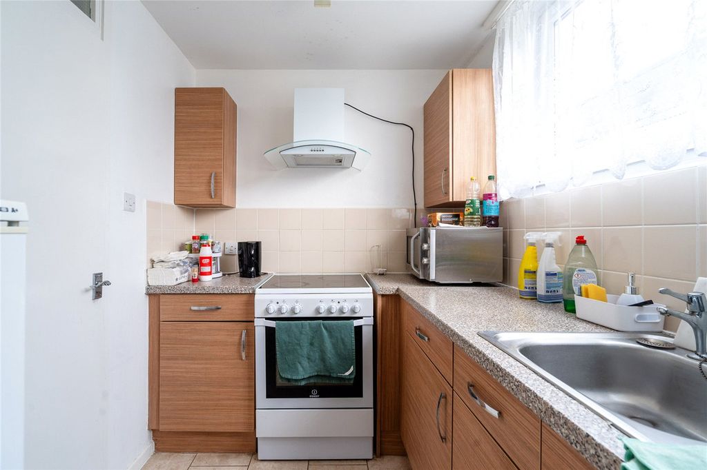 Property photo 3 of 10 Picture No. 08