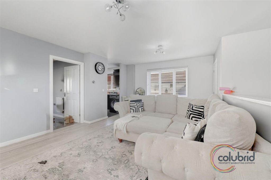 Property photo 2 of 11 0G1A9339-0G1A9343.Jpg