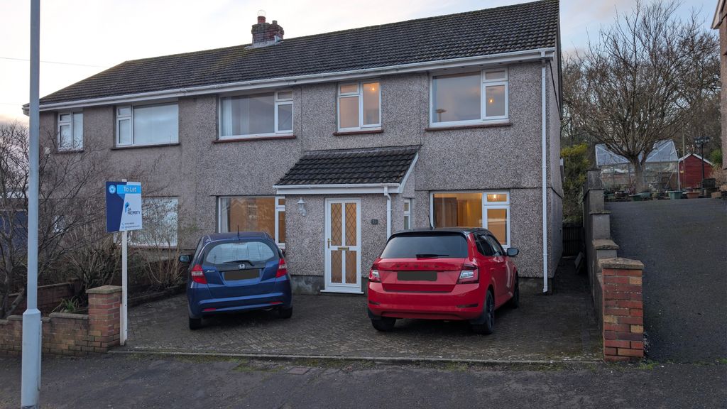 Property photo 2 of 23 Gallery