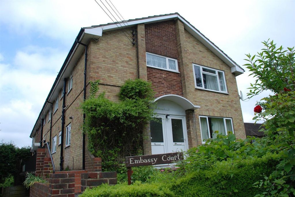 Property photo 1 of 6 Exteriour