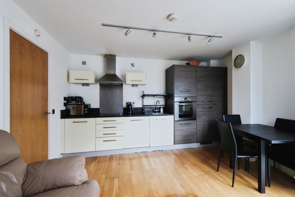 Property photo 2 of 13 Interior