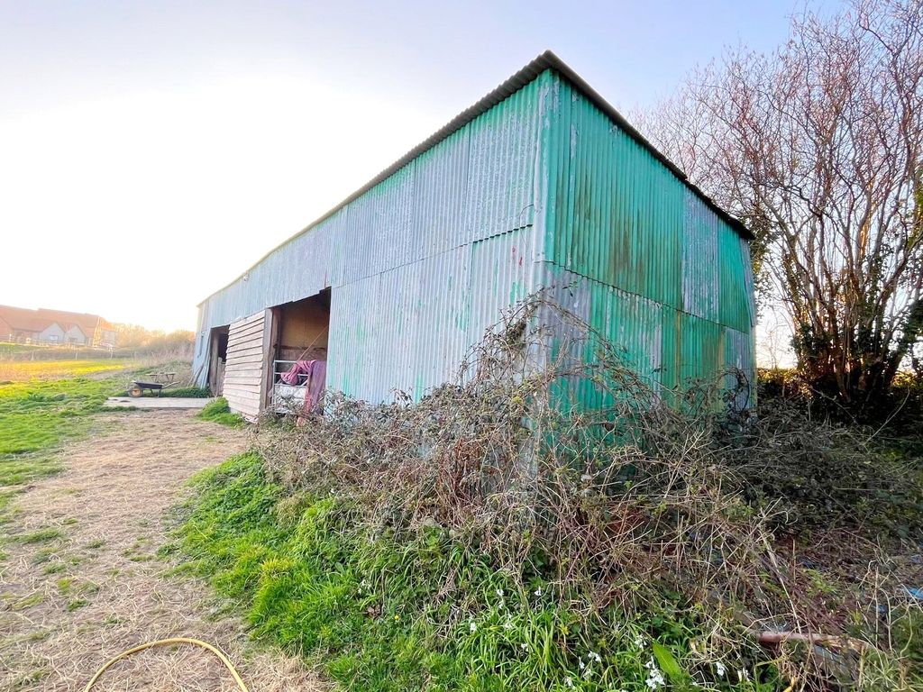 Property photo 3 of 11 Picture No. 05