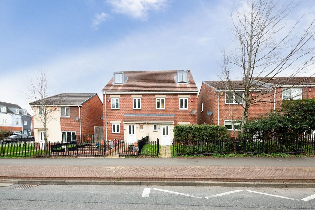 Property photo 1 of 16 Front External