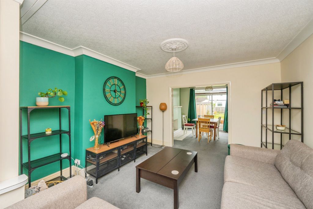 Property photo 3 of 20