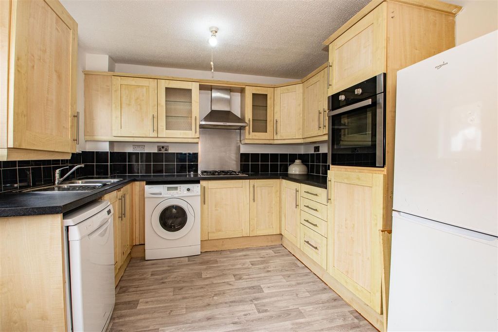 Property photo 2 of 14 188F_5.Jpg
