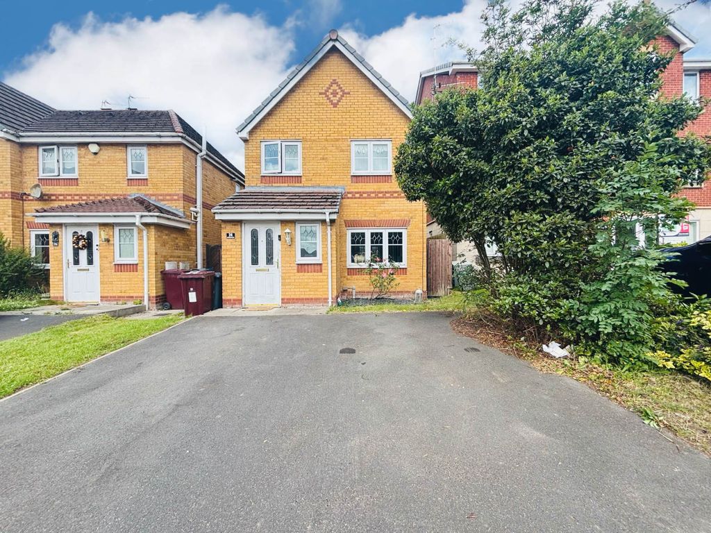 Property photo 1 of 11