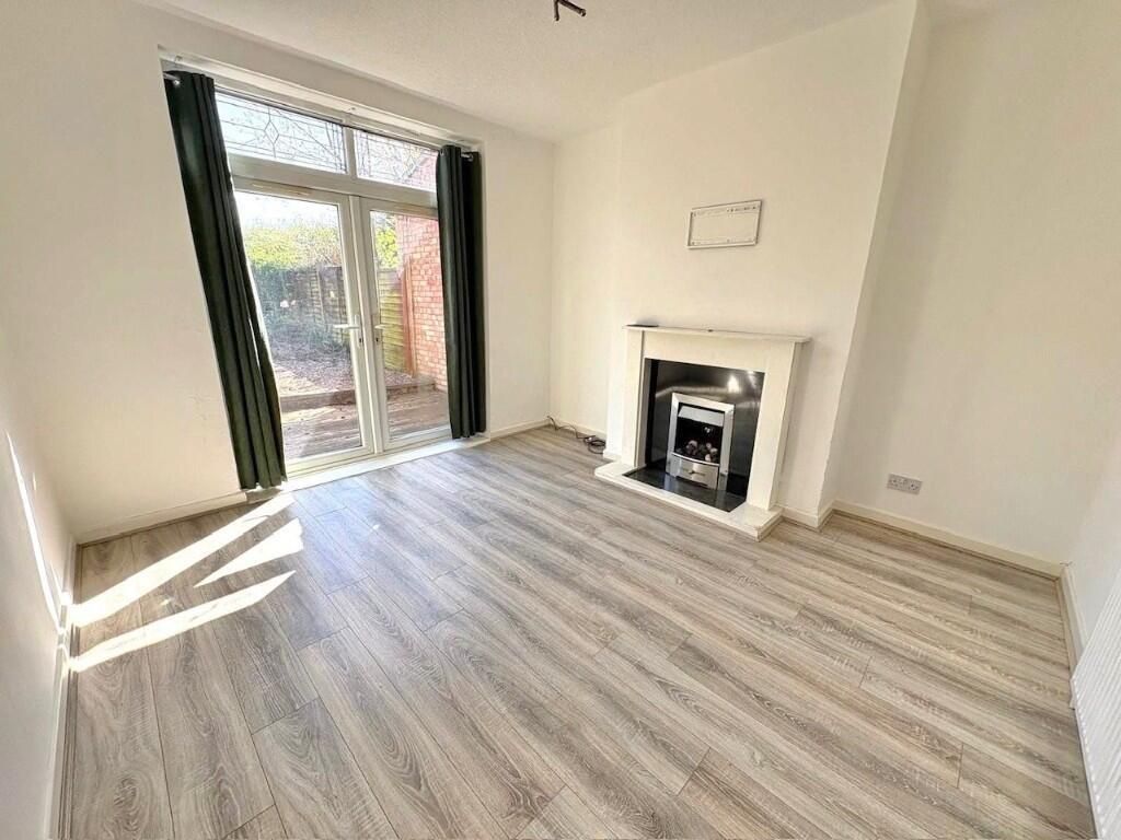 Property photo 3 of 9 Lounge.Jpeg