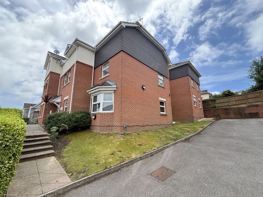 Property photo 1 of 10 Image 1