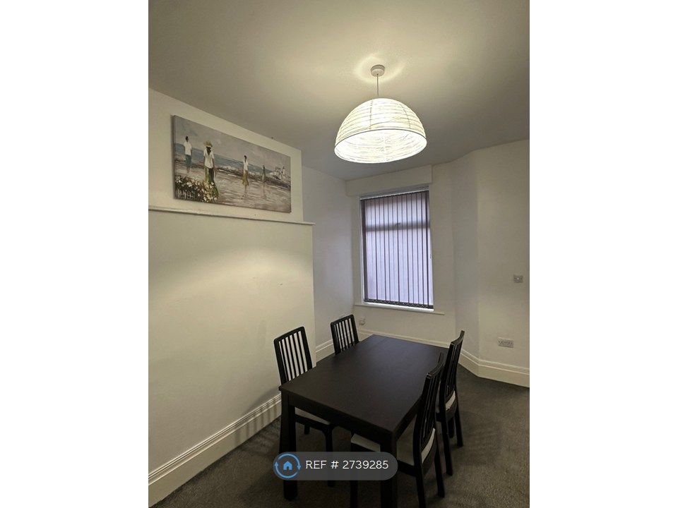 Property photo 3 of 12 Dinning Area