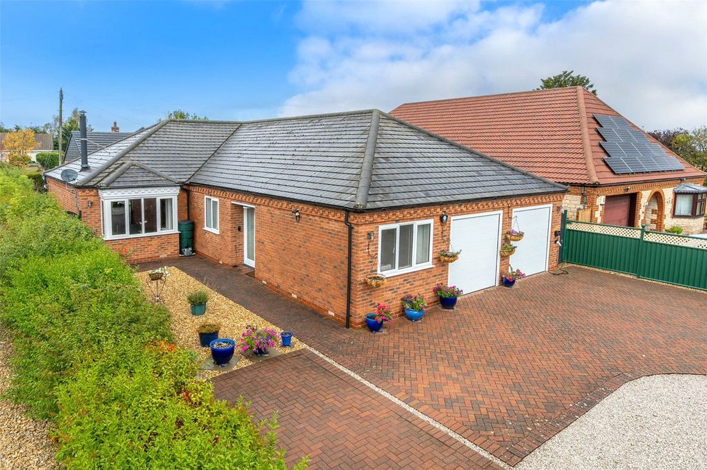 Property photo 1 of 16 Picture No. 01