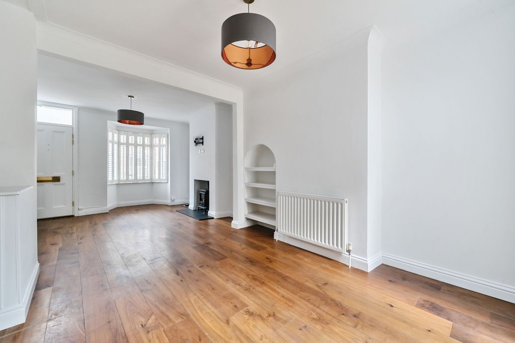Property photo 3 of 17 1318474-16-6866A7...