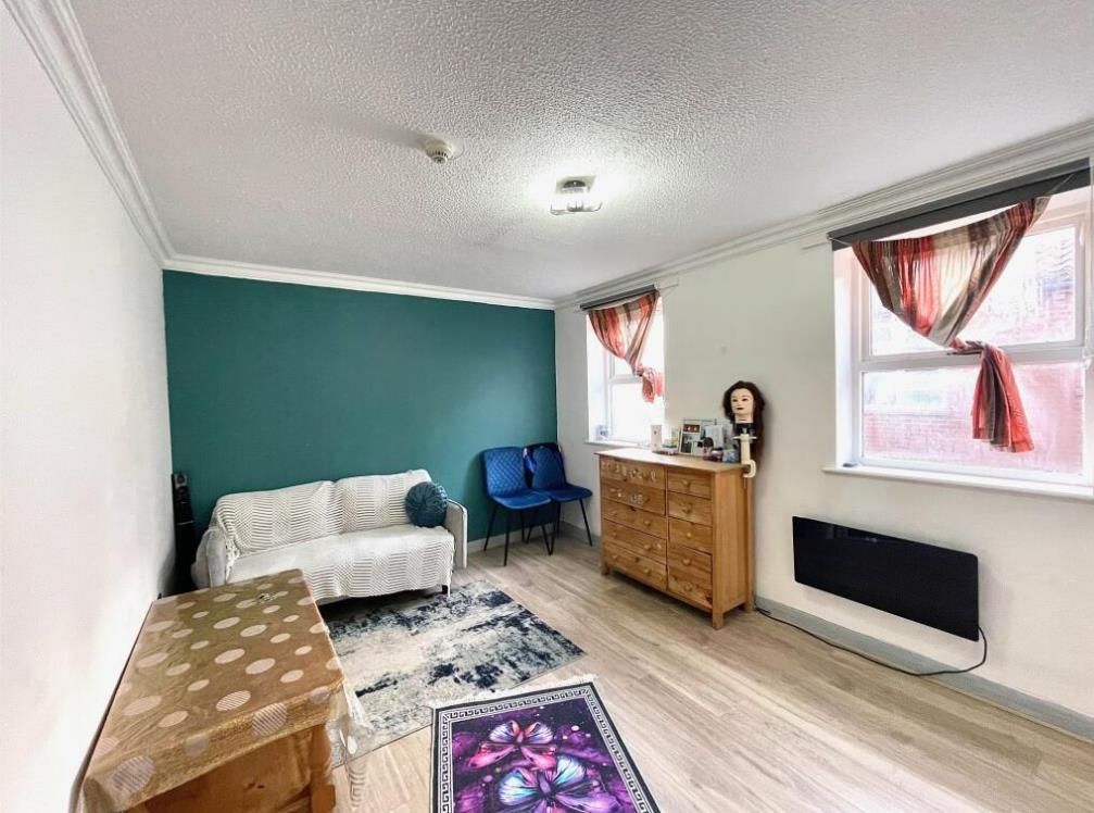 Property photo 2 of 4 Front