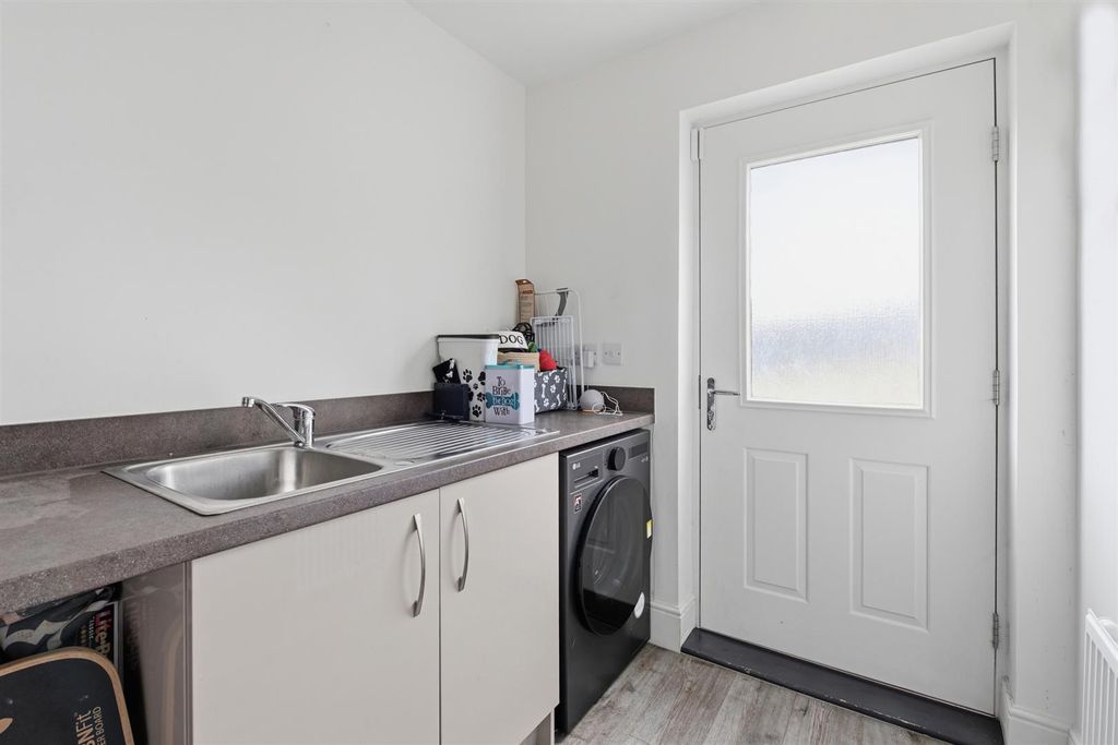 Additional image 13 of 5 bed detached house for saleHedgehog Walk, Edinburgh EH17