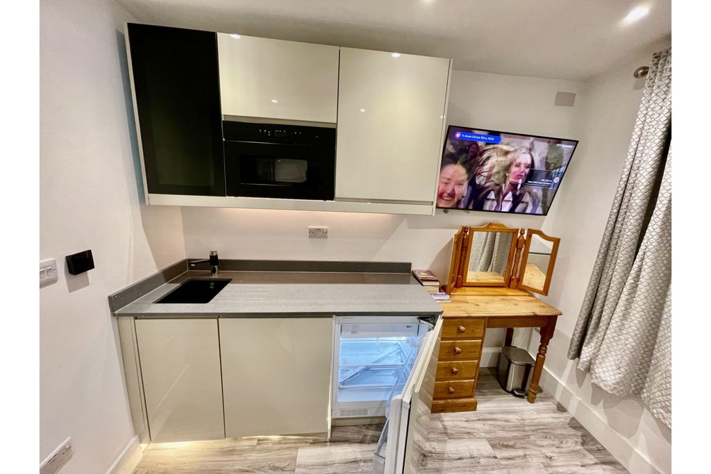 Additional image 36 of 6 bed end terrace house for saleWhitton Avenue West, Greenford UB6