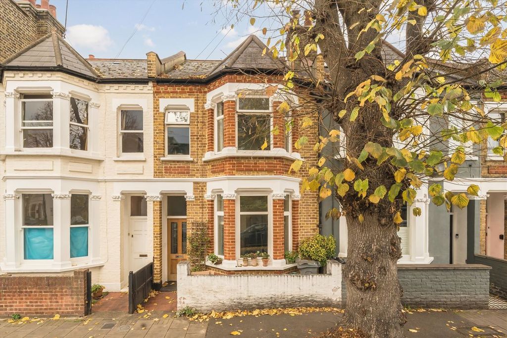 Property photo 1 of 6