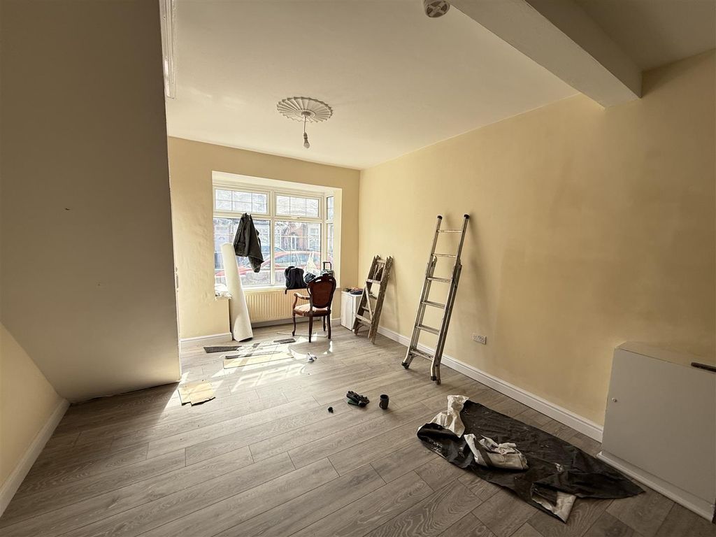 Property photo 2 of 10 Photo 08-04-2025, 2 23 42 Pm.Jpg