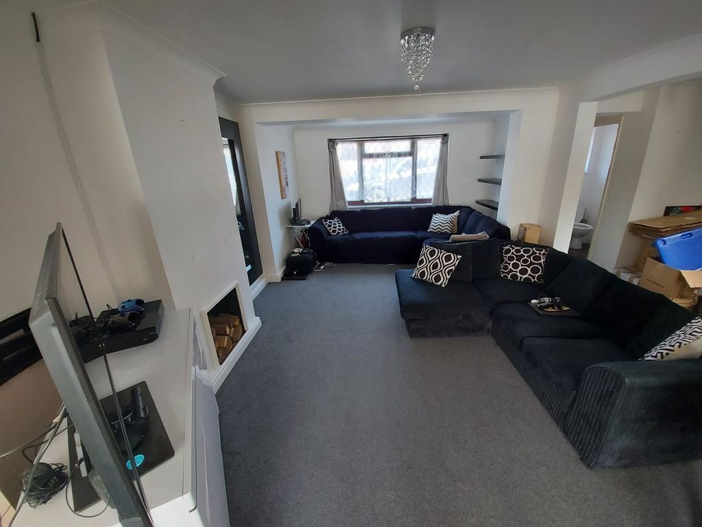 Property photo 2 of 13 2520-Hr-2.Jpg