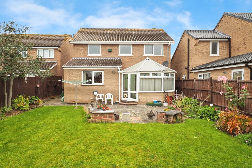 Property photo 2 of 17 Rear Aspect