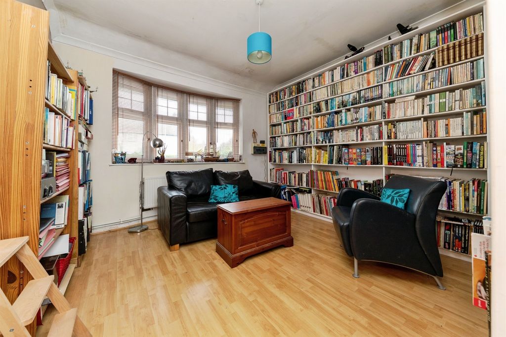 Additional image 15 of 5 bed detached bungalow for saleNorth Avenue, Letchworth Garden City SG6