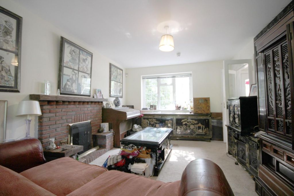 Property photo 3 of 18 Img_8361.Jpg