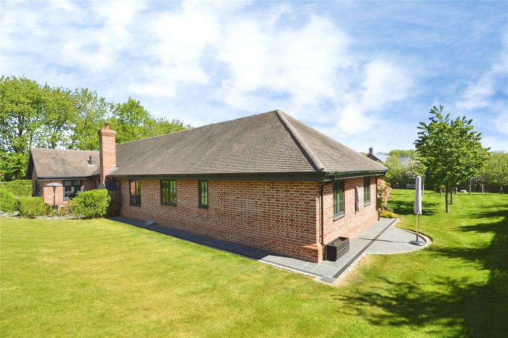 Property photo 1 of 26 Picture No. 30