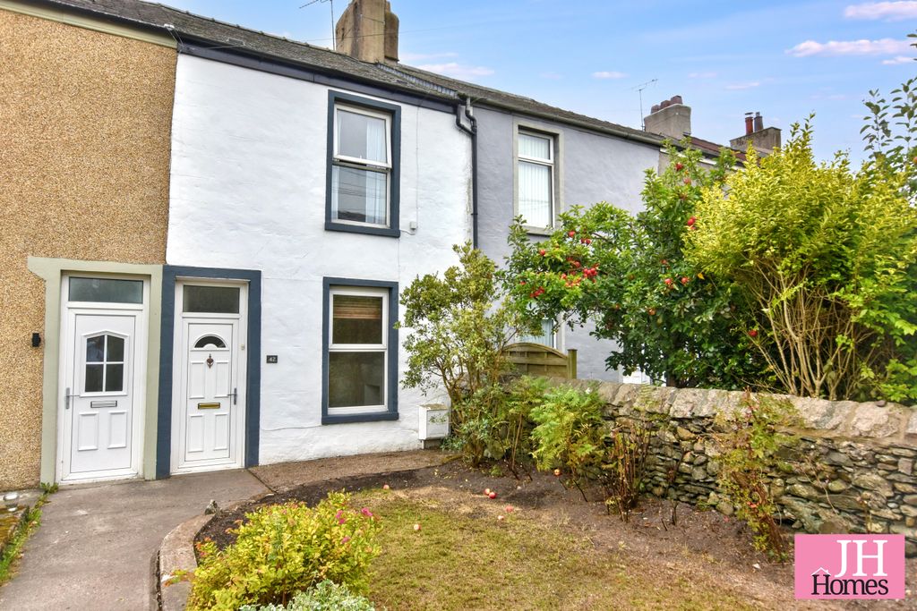 Property photo 1 of 18
