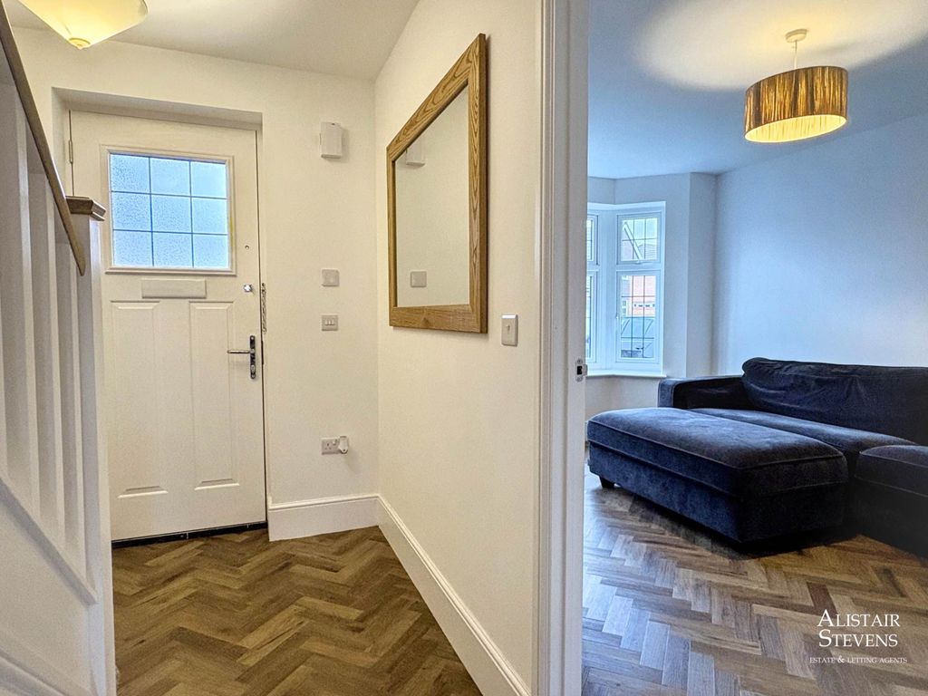 Property photo 2 of 22