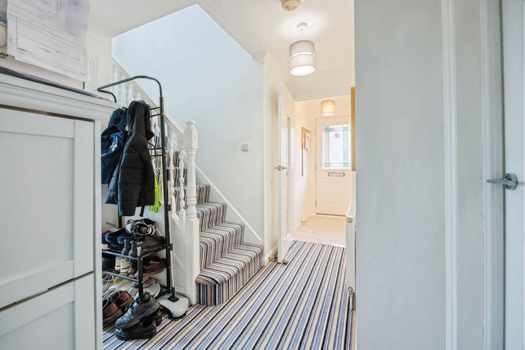 Property photo 2 of 15 Hallway