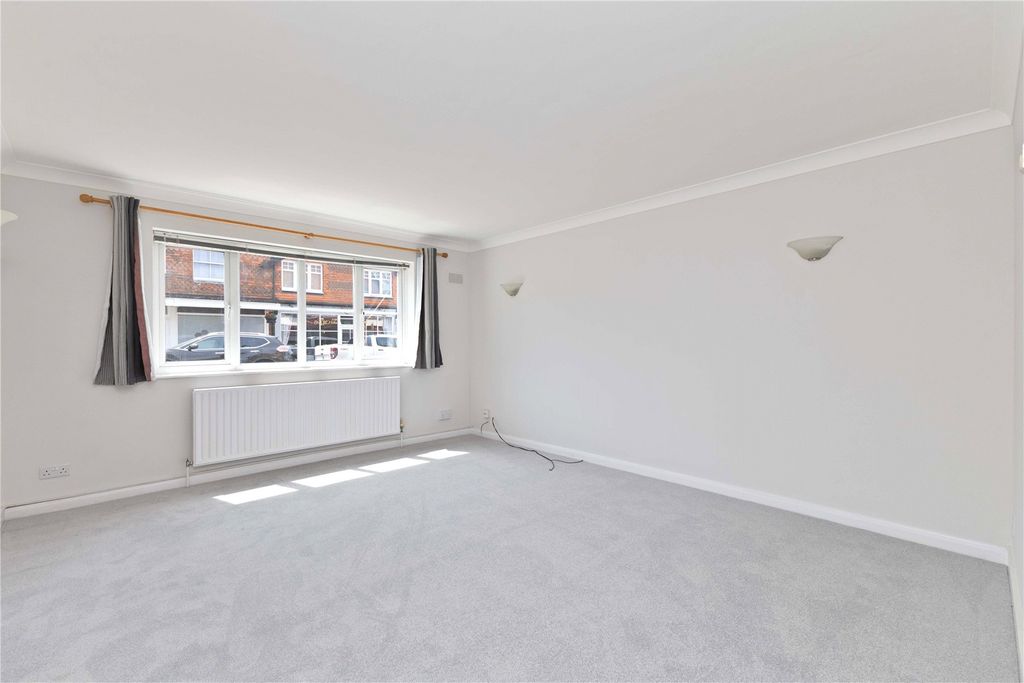 Property photo 3 of 10 Picture No. 04