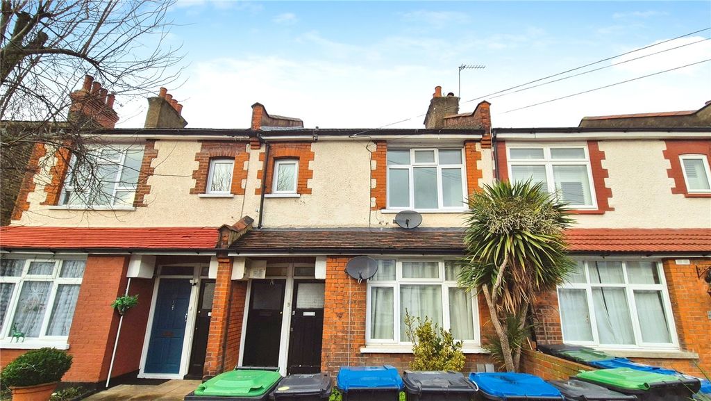 Property photo 1 of 10 Exterior