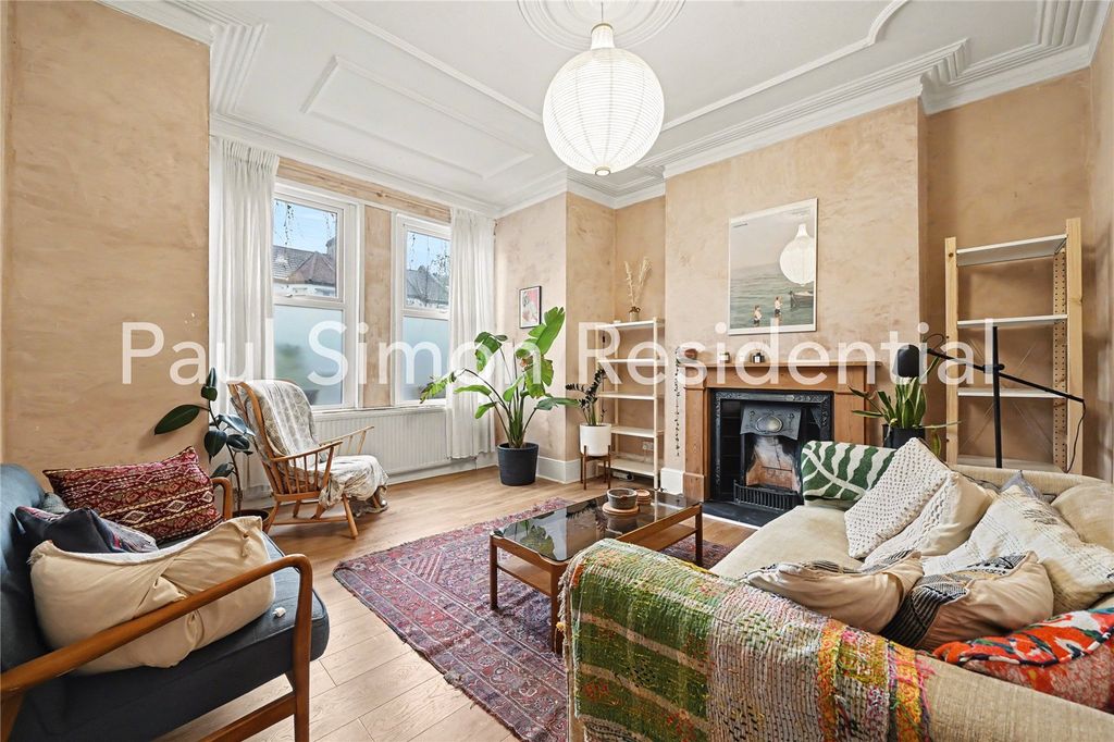 Property photo 3 of 26 Picture No. 21