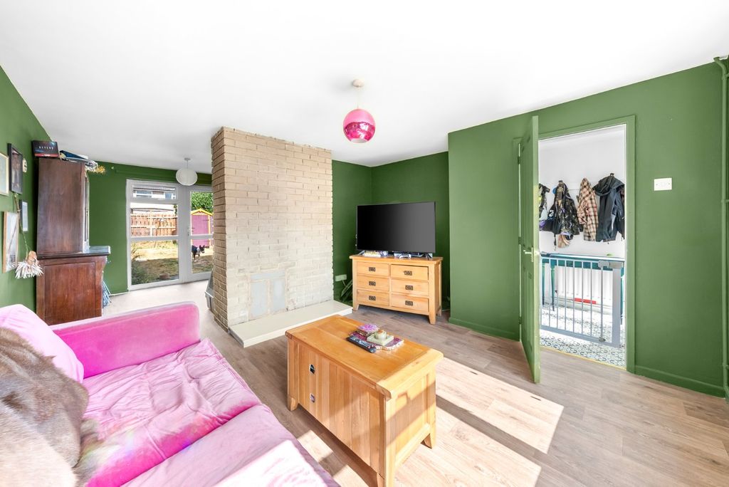 Property photo 3 of 14 Picture No. 07