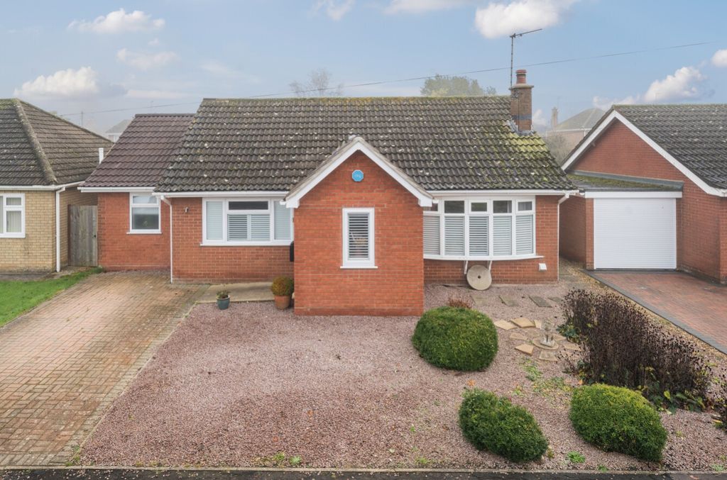 Property photo 1 of 23 1221389 (3)