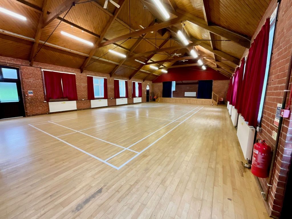 Property photo 3 of 19