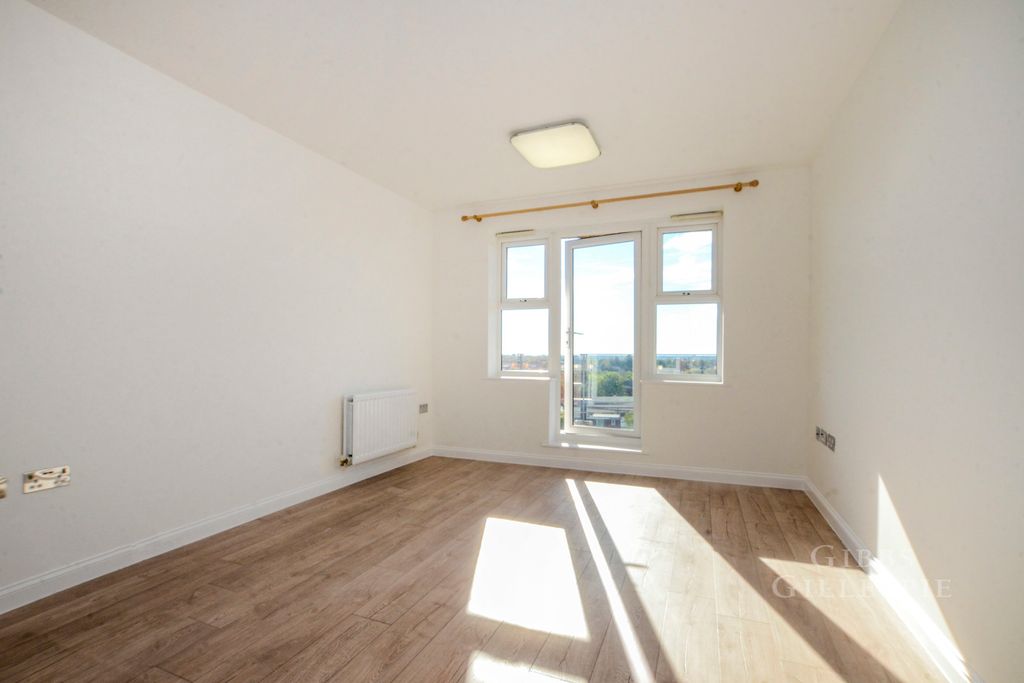 Property photo 2 of 13 Pbox-Img.Jpg