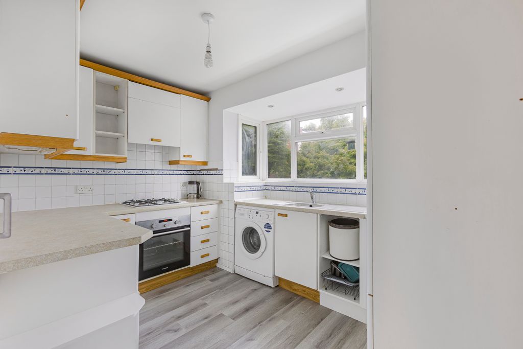 Property photo 3 of 19 46_19135