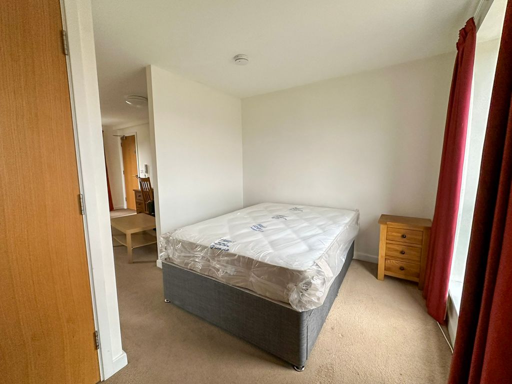 Property photo 2 of 18 Bedroom Area