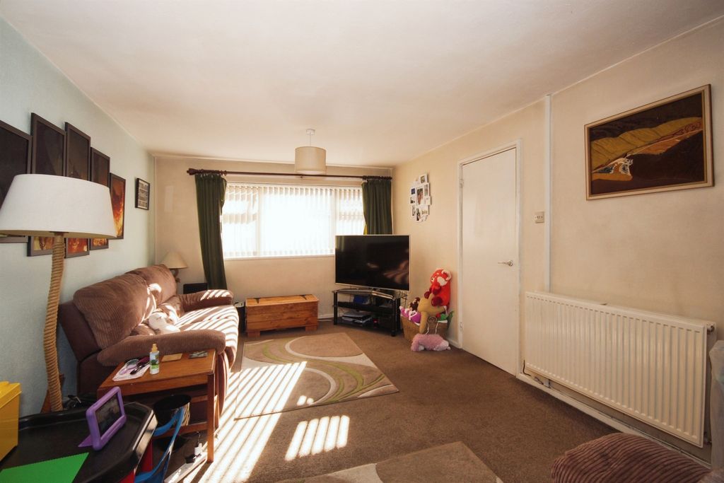 Property photo 2 of 15