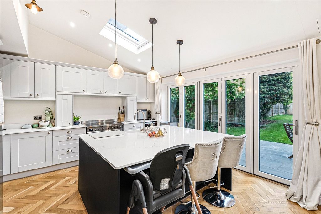 Property photo 3 of 15 Picture No. 20