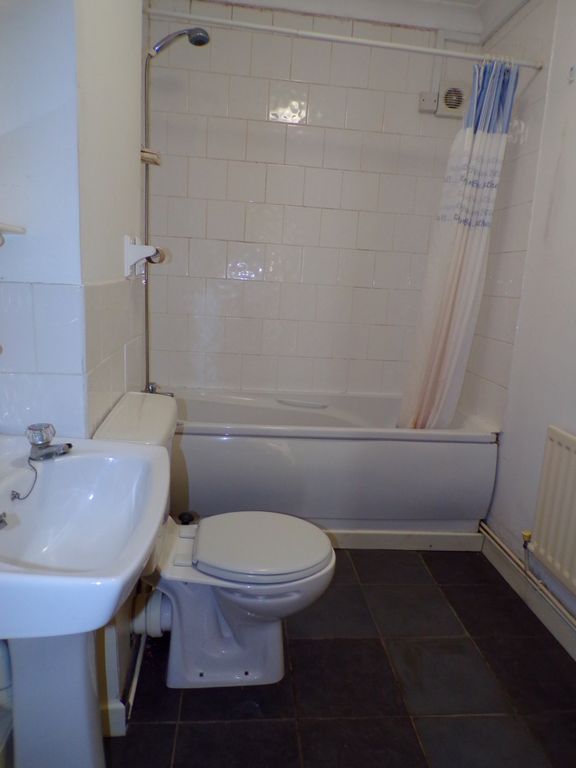 Property photo 3 of 3