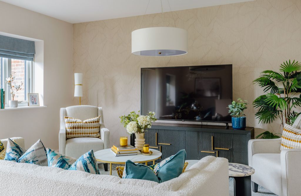 Property photo 3 of 14