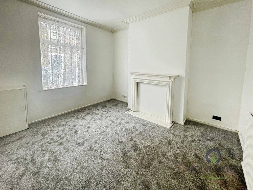 Property photo 2 of 11 Pbox-Img.Jpg