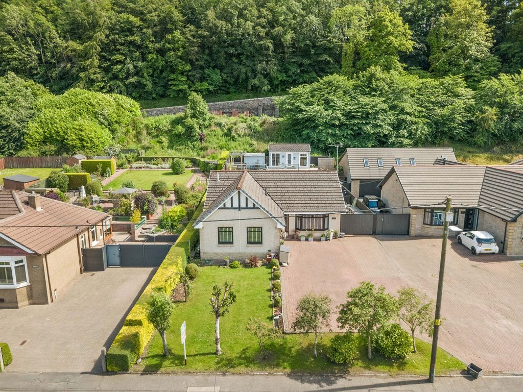 Property photo 1 of 25