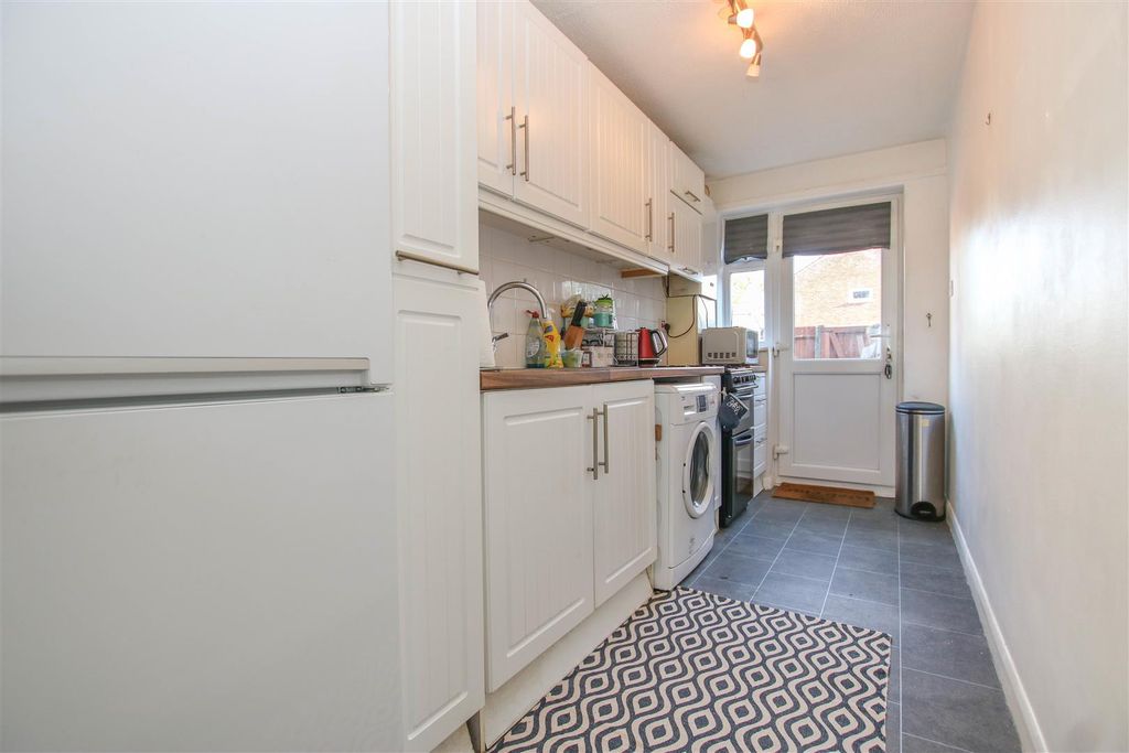 Property photo 1 of 8 Img_6690.Jpg