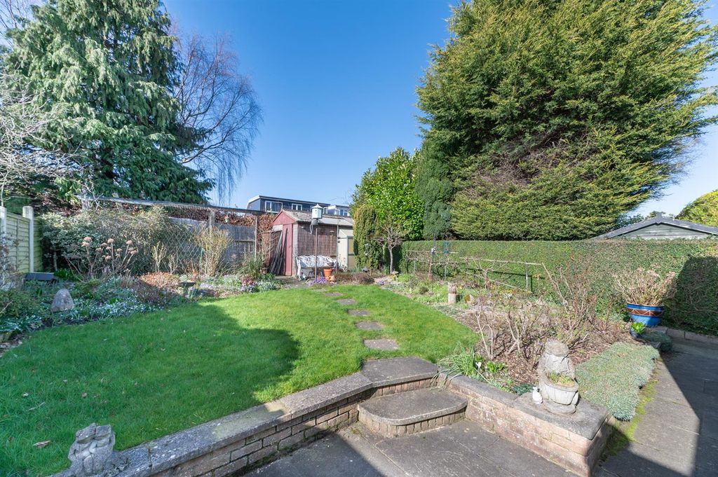 Property photo 2 of 25 Rear Garden