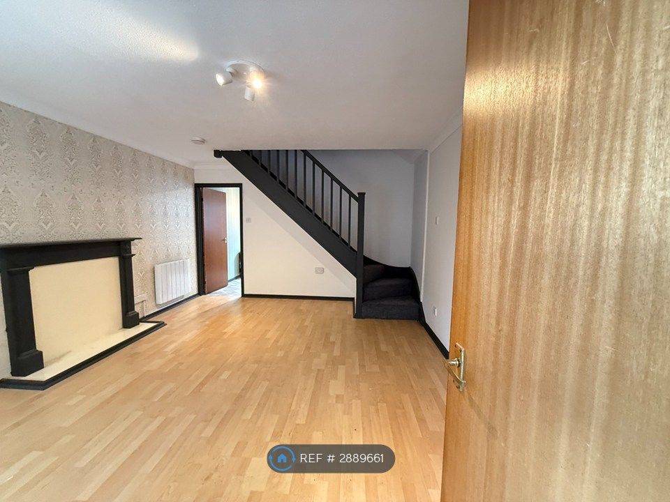 Additional image 13 of 2 bed semi-detached house to rentSpires Walk, Barry CF63