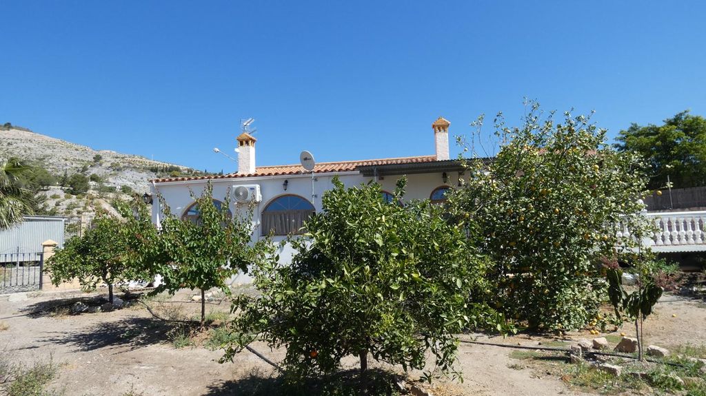 Property photo 1 of 16