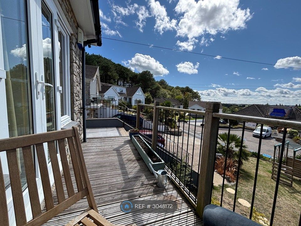Property photo 1 of 28